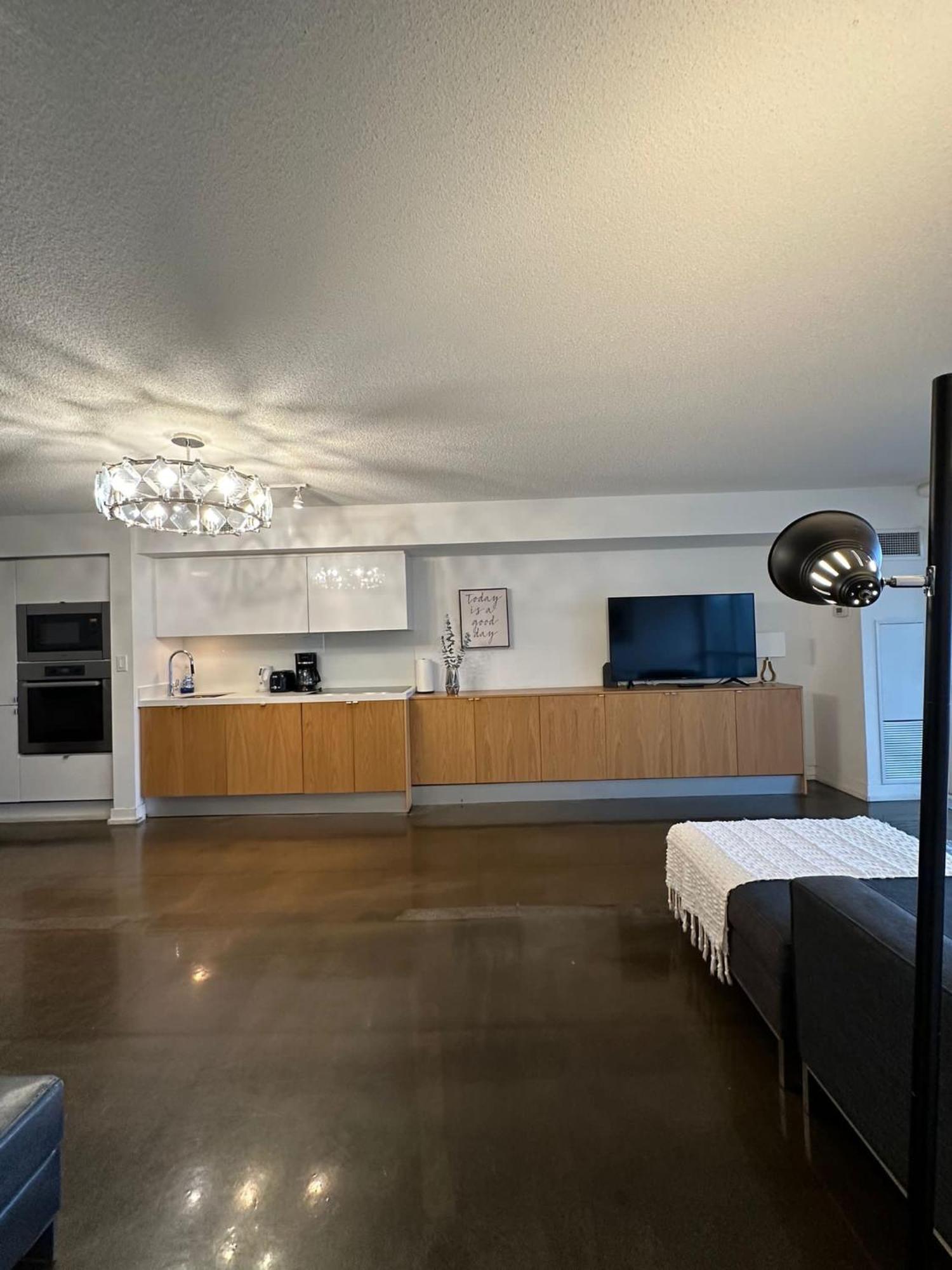 Toronto Downtown Luxurious Stylish 3 Bedroom 3 Bath 2 Balconies Near Rogers Centre Lakeview Condo Buitenkant foto