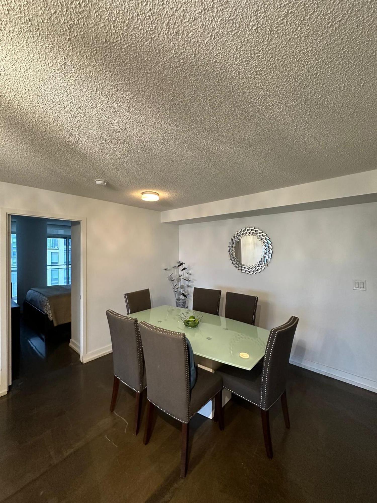 Toronto Downtown Luxurious Stylish 3 Bedroom 3 Bath 2 Balconies Near Rogers Centre Lakeview Condo Buitenkant foto