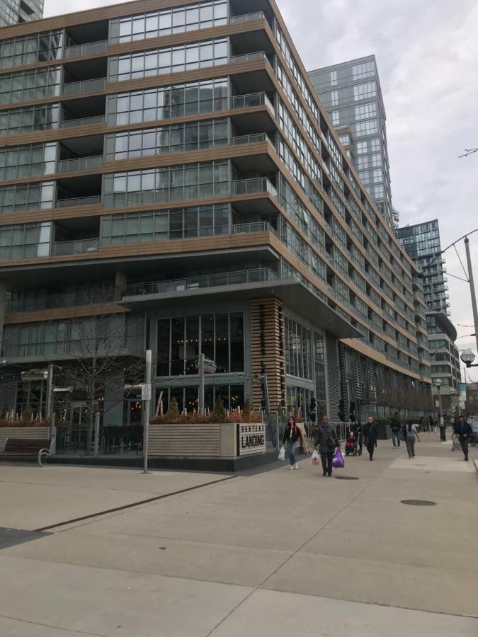 Toronto Downtown Luxurious Stylish 3 Bedroom 3 Bath 2 Balconies Near Rogers Centre Lakeview Condo Buitenkant foto